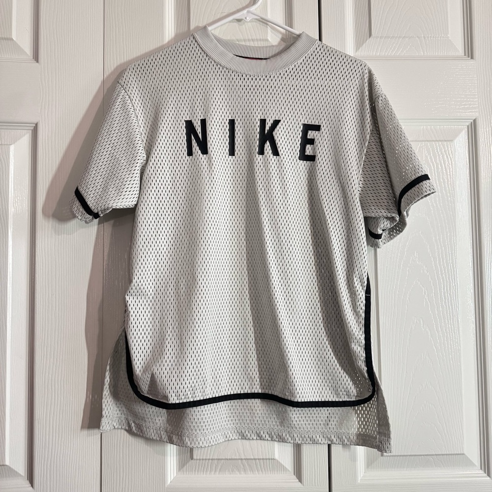 NIKE SPORTSWEAR SHORTSLEEVE MESH TOP
- Light Bone/ Black - Small
